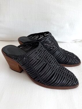 Sundance Veracruz Bella Notte Black Leather Mules